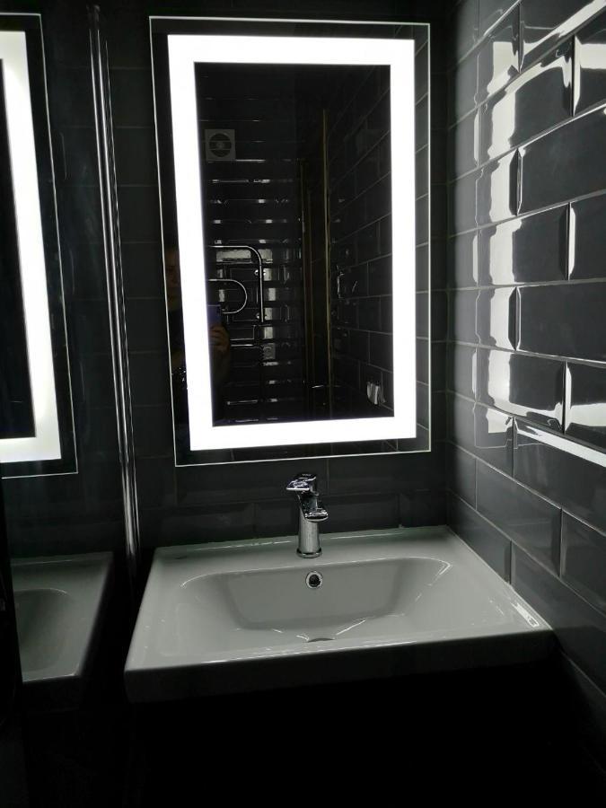Colibri Apartment Kremenciuk Exterior foto